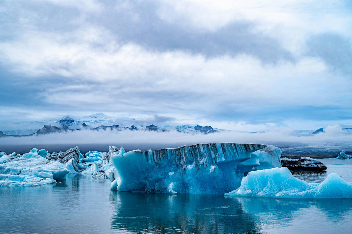 傑古沙龍冰河湖